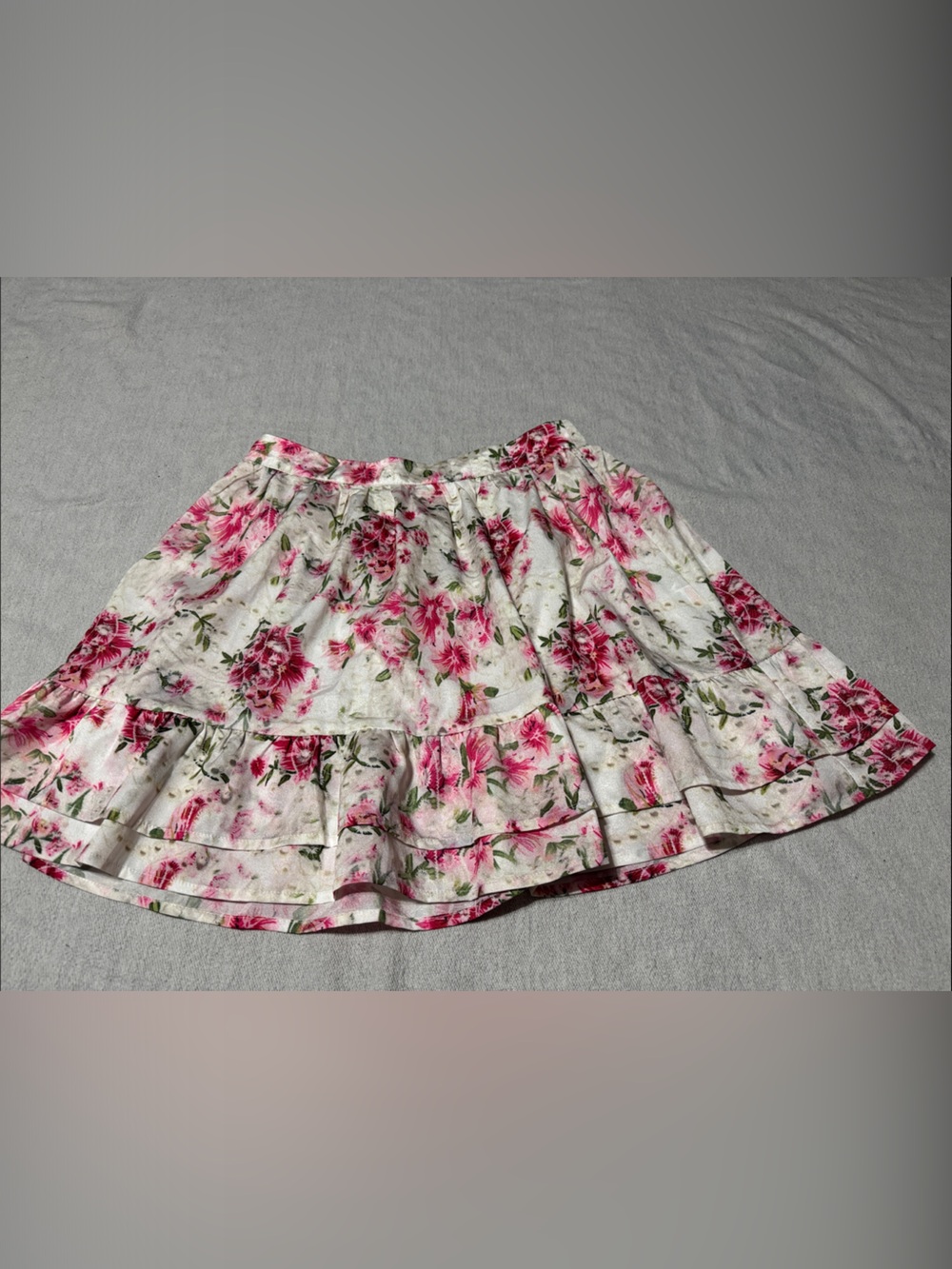 PrettyLittleThing White Floral Tiered Skater Skirt - Pink Rose Print